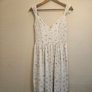 Urban Outfitters Dress Womens M White Floral Maxi Strappy Smocked Ruffle